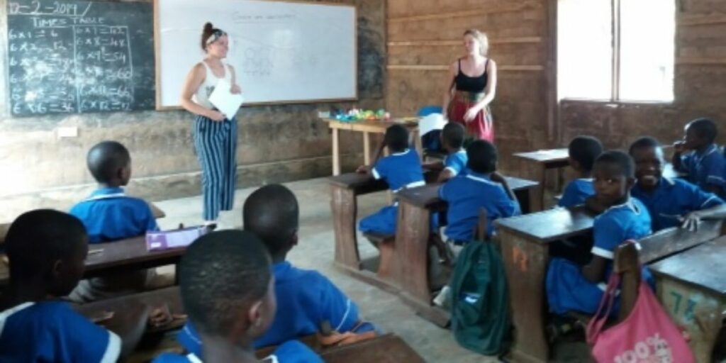 Lager onderwijs in Ghana